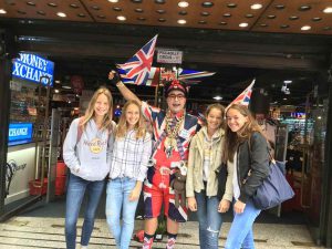 FHC Sprachreisen - London Picadilly Circus