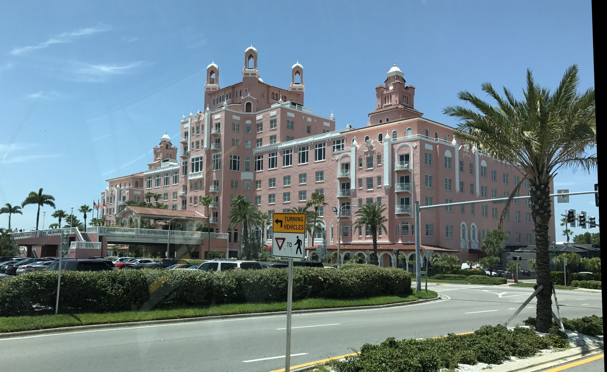 FHC Sprachreisen: The Don Cesar at St. Pete Beach FHC Sprachreisen: The Don Cesar at St. Pete Beach